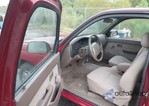 1997 Toyota Tacoma из США, поврежденный, VIN 4TAVL52N2VZ296558